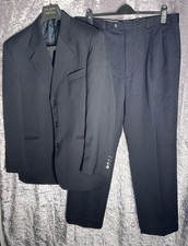 Vintage Yves Saint Laurent Men’s Navy 100% Wool 2pc Suit 44R 38W