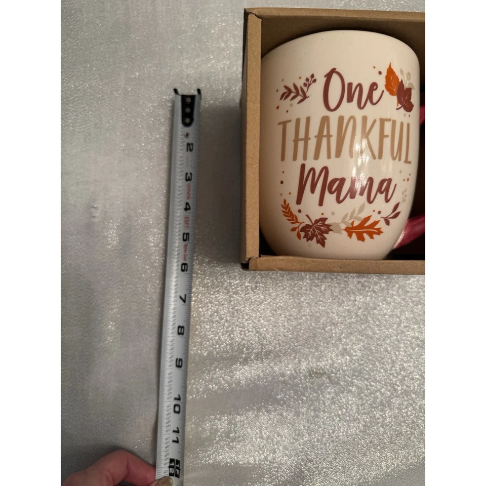 Nueva taza grande One Thankful Mama hojas acogedoras otoño nueva en caja Foto 3 de 4