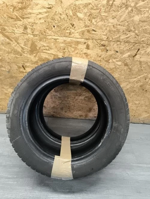 Pneu 165/65 R14 79 T VREDESTEIN 4 saisons - Photo 3/4