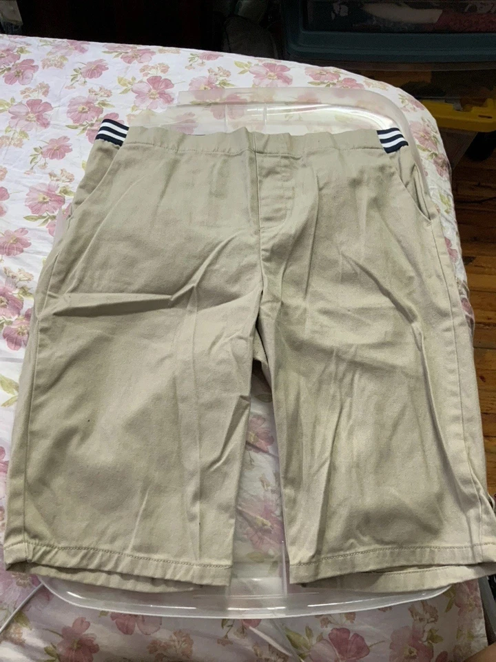 Niñas Pantalones Cortos Tostados Franceses Azul Marino Caqui Uniforme Escolar Mezcla LOTE DE 3 Talla 18-20 Foto 2 de 4