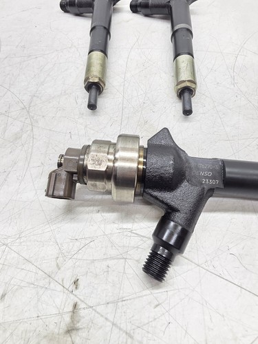 VAUXHALL ASTRA J MK6 1.7 CDTI A17DTJ DIESEL INJECTOR X1 8-97376270-3 DENSO X1 - Picture 7 of 9
