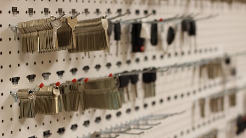 L001 - L010. Paar Ersatzschlüssel für HON Aktenschrankschlösser. Auf Code zugeschnitten. - Bild 3 von 5