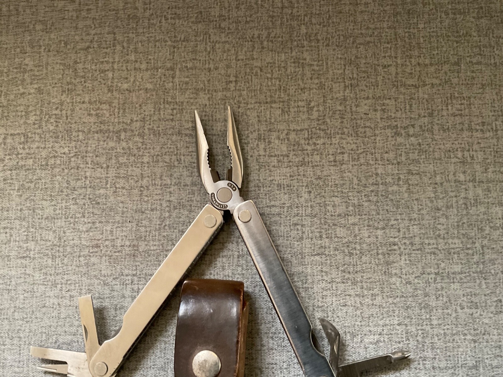 Vintage Leatherman Super Tool With Leather Sheath lot3