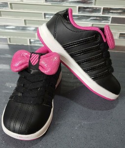 k swiss with bow