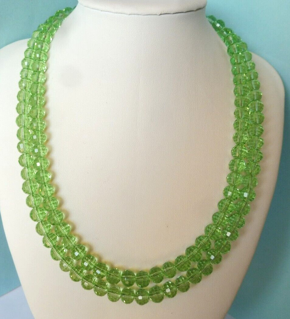 Collier perles Tsavorite véritable double rangée 8mm avec fermoir camée