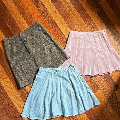 H&M Women’s Skirts Lot 3 Size 6 Regular Knee-Length A-Line Solid Pleated
