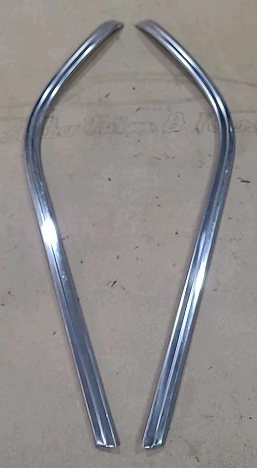 1968-1972 Chevrolet El Camino Left & Right Vinyl Top Roof Moldings Set Pair OEM Foto 3 de 3