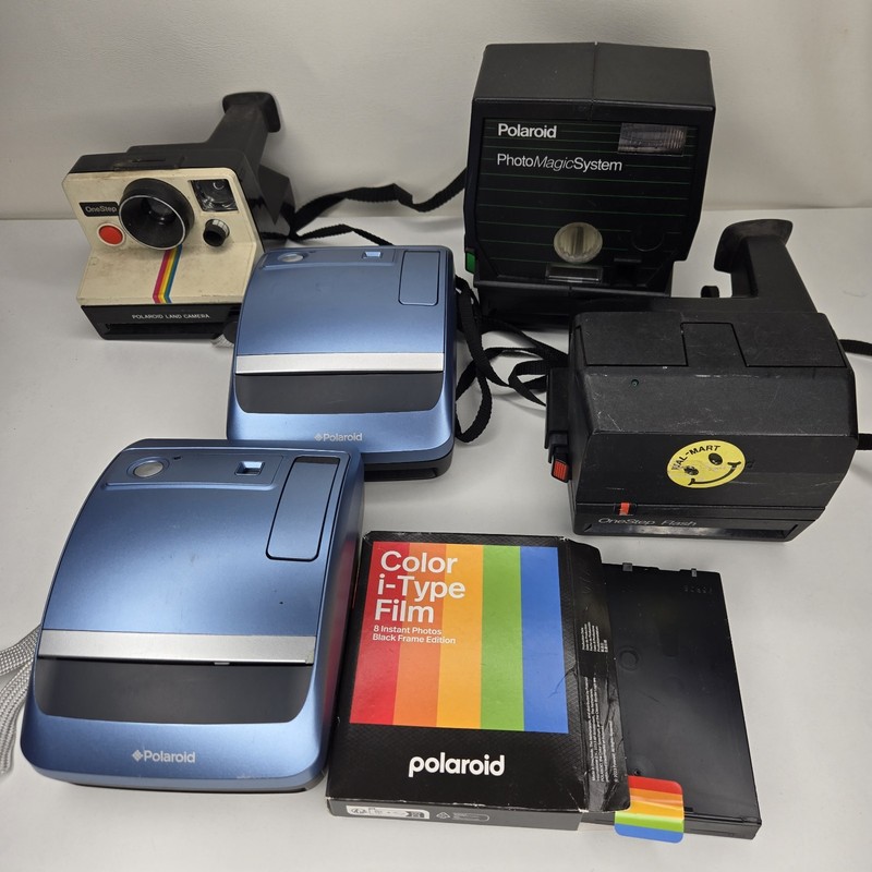 Lot Of 5 Polaroid Cameras One 600 Silver Blue Instant Film Photo Camera Untested