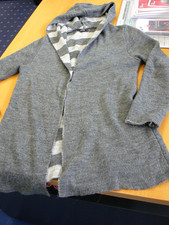 Damen Jacke, Strick, grau mit Kapuze, Größe S-M