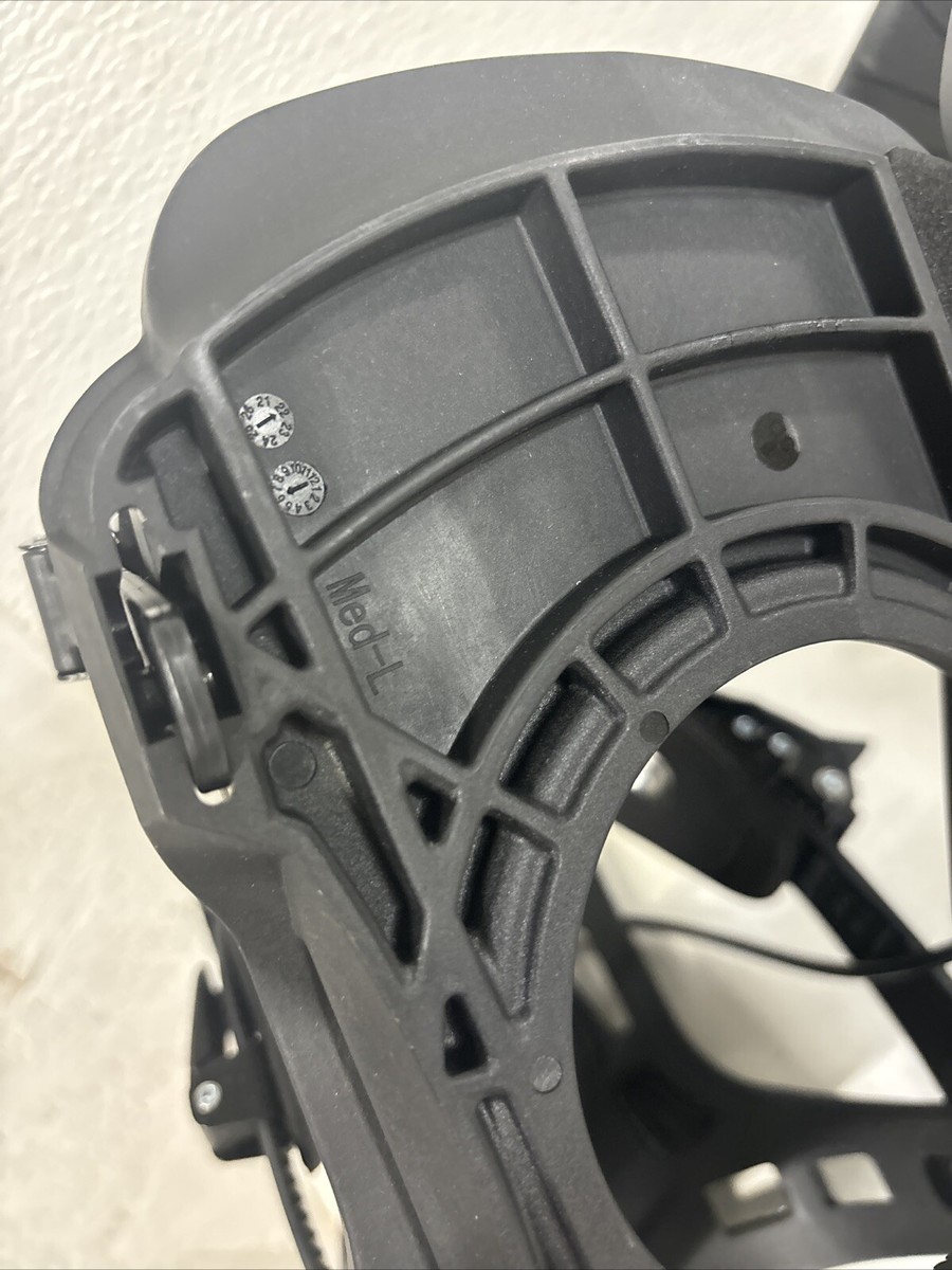 FLOW Haylo Black Snowboard Bindings Medium #AA2 | eBay FLOW Haylo Black Snowboard Bindings Medium #AA2 | eBay