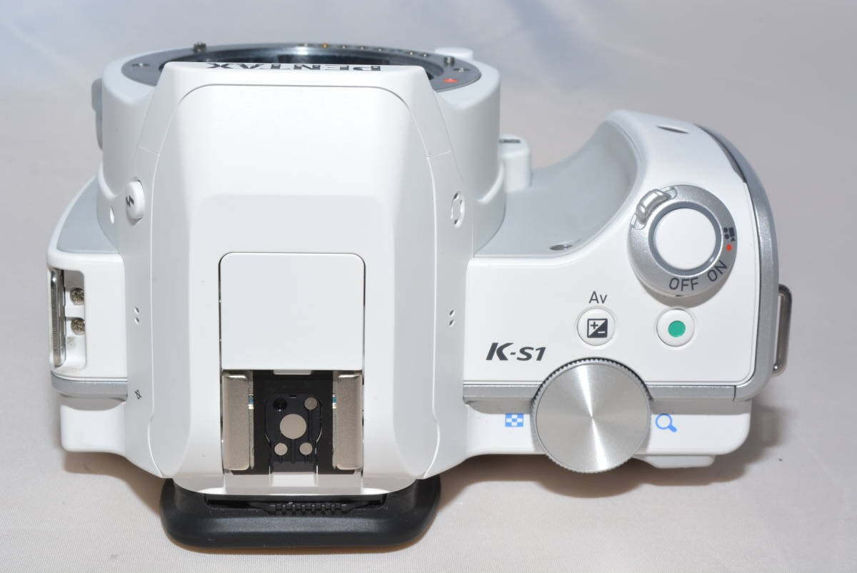 PENTAX K-S1/PENTAX 18-55mm (良品） Pentax K-S1 Review