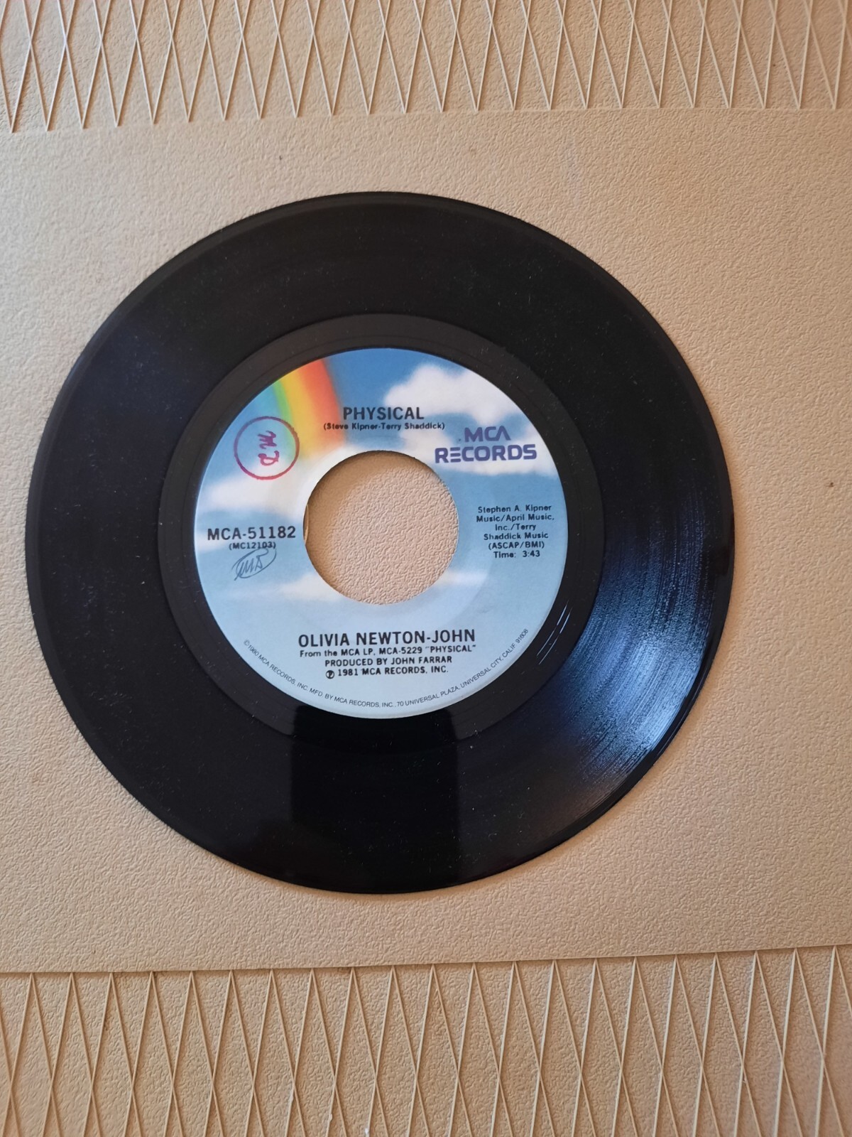 Olivia Newton-John 1981 MCA 7