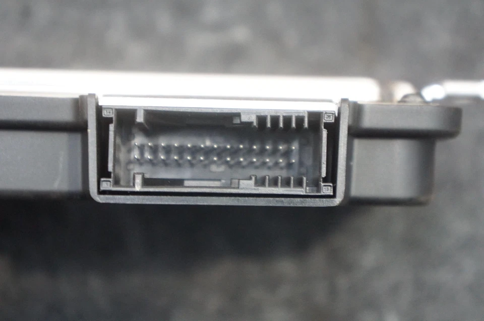 Módulo SAS chasis integrado freno OEM 34509500025 BMW 750i XDrive 2020-2022 Foto 2 de 4