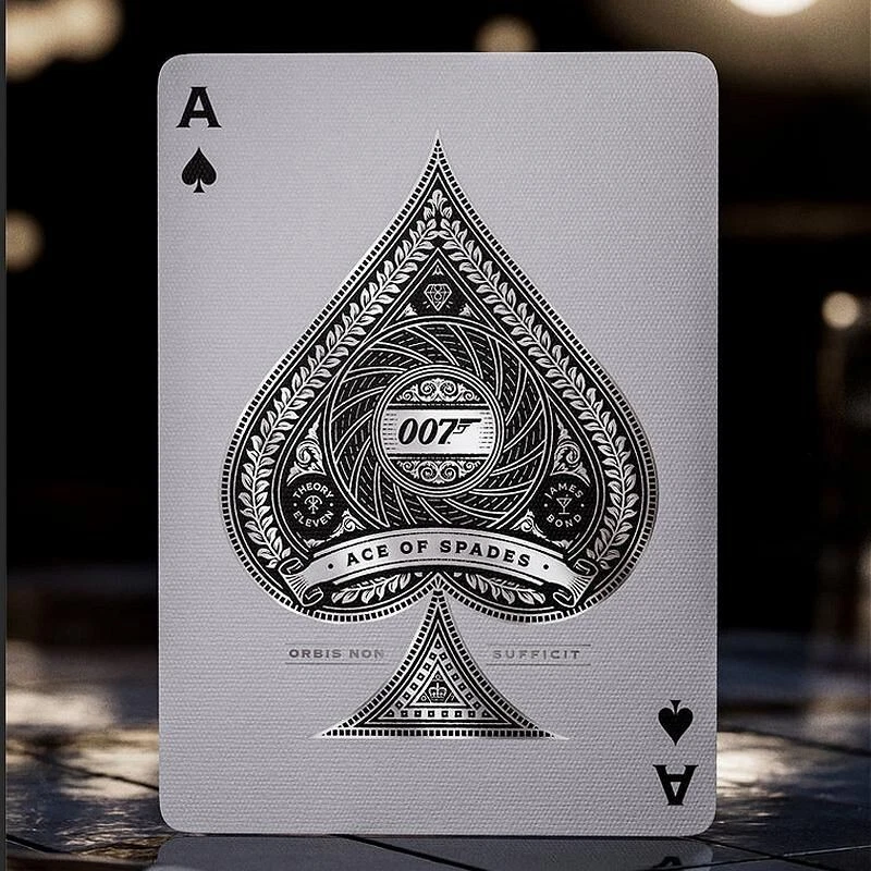 Mazzo di Carte da Gioco 007 James Bond Silver Edition Theory11 Poker Collezione - Immagine 4 di 4