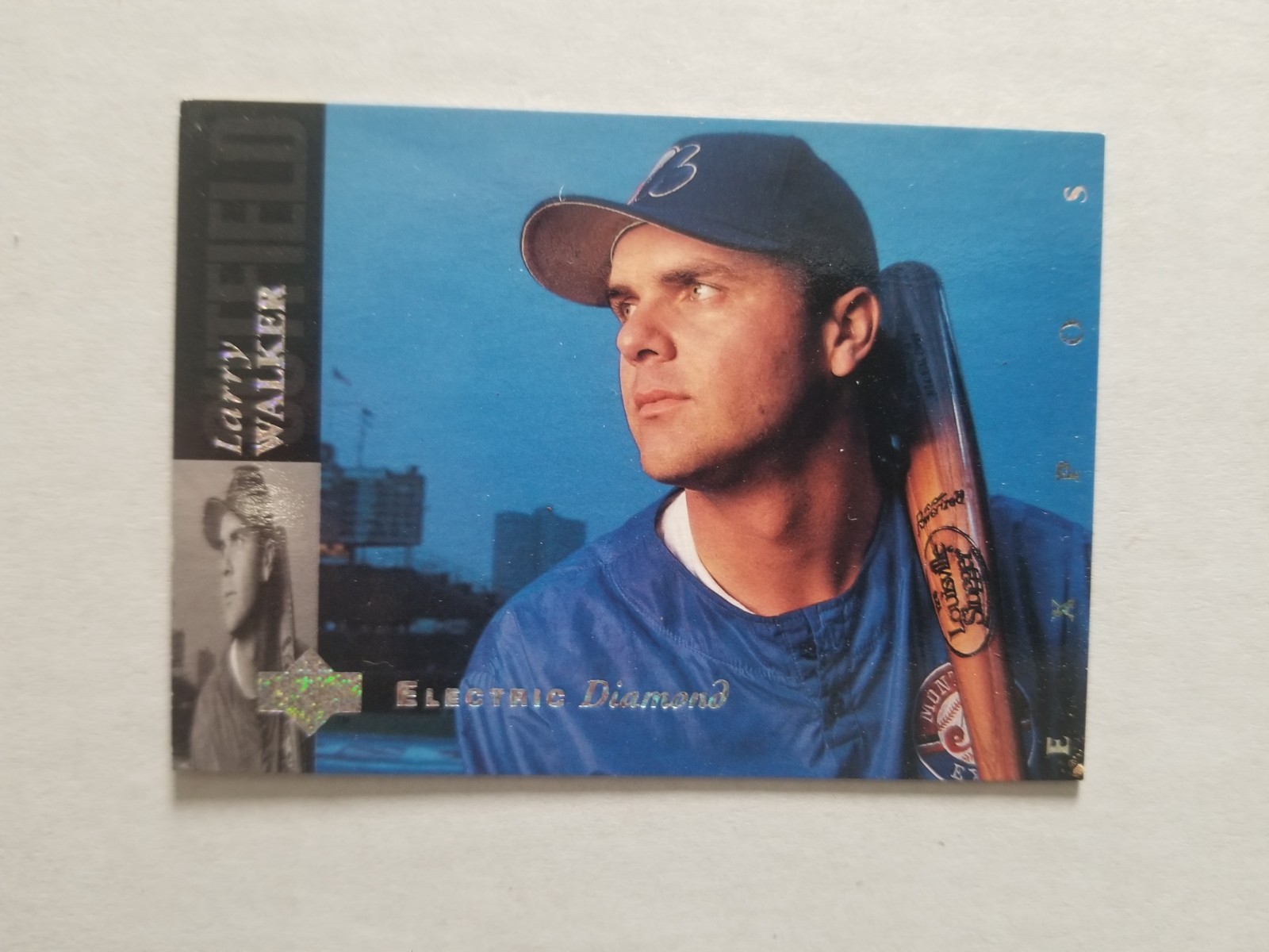 Larry Walker 1994 Upper Deck Electric Diamond #370