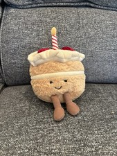 AUTHENTIC Jellycat AMUSEABLES BIRTHDAY CAKE EUC Strawberry Soft Plush Candle Toy