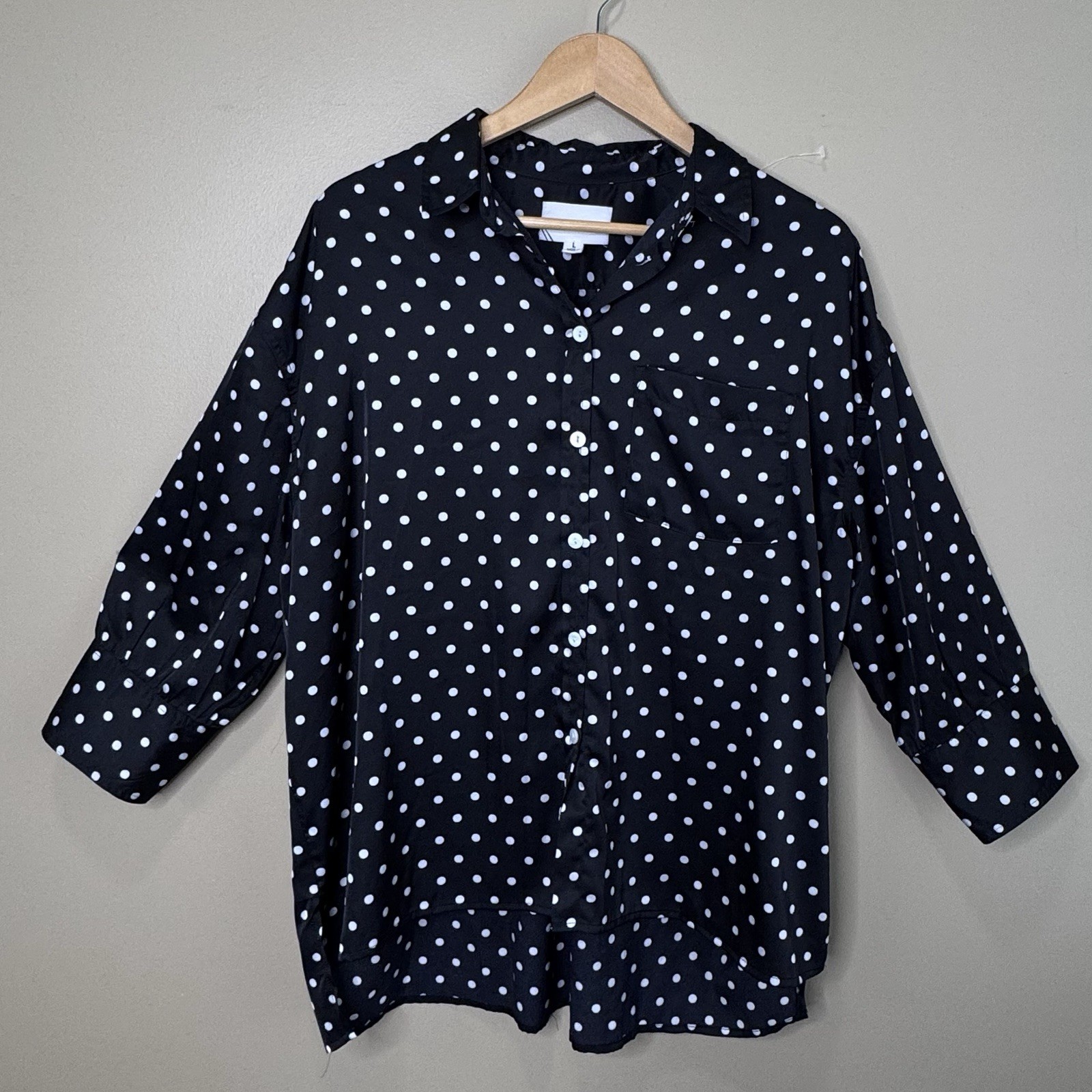 Pomander Place Tuckernuck Adair Black Polka Dot Boyfriend Button Down Top Large