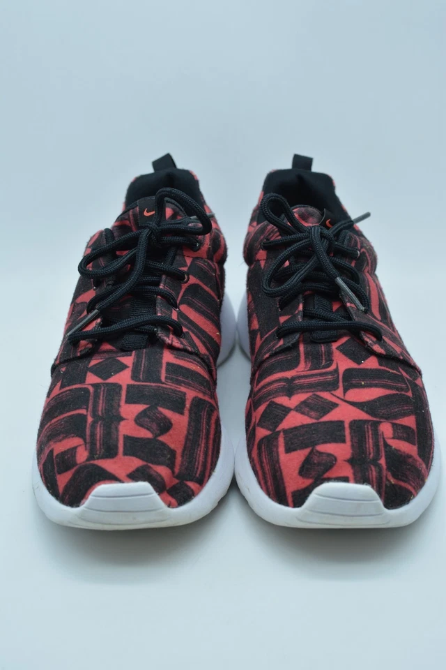 Zapatillas deportivas Nike Roshe One Print rojas y negras 844958-800 para mujer talla 9,5 Foto 3 de 4