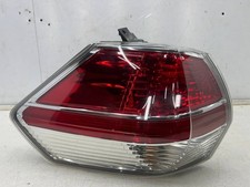 Nissan X-Trail T32 2015 Links Rückleuchte Heckleuchte Koito RMR26058