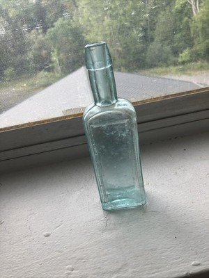 Red Star Couch Cure Aqua Late 1800 s Medicine Bottle