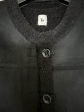 A Fur Lined Black gilet With 4 Buttons And 2 Pockets Size L