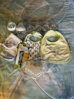 New & Used Baby Infant Lot 10 Nipples, 2 Tommee Tippee Bottles, 2 Bibs, 2 Cloths