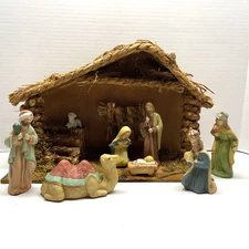 Christmas Nativity Scene Manger Stable Ceramic Wood Straw Creche Vintage 9 Piece