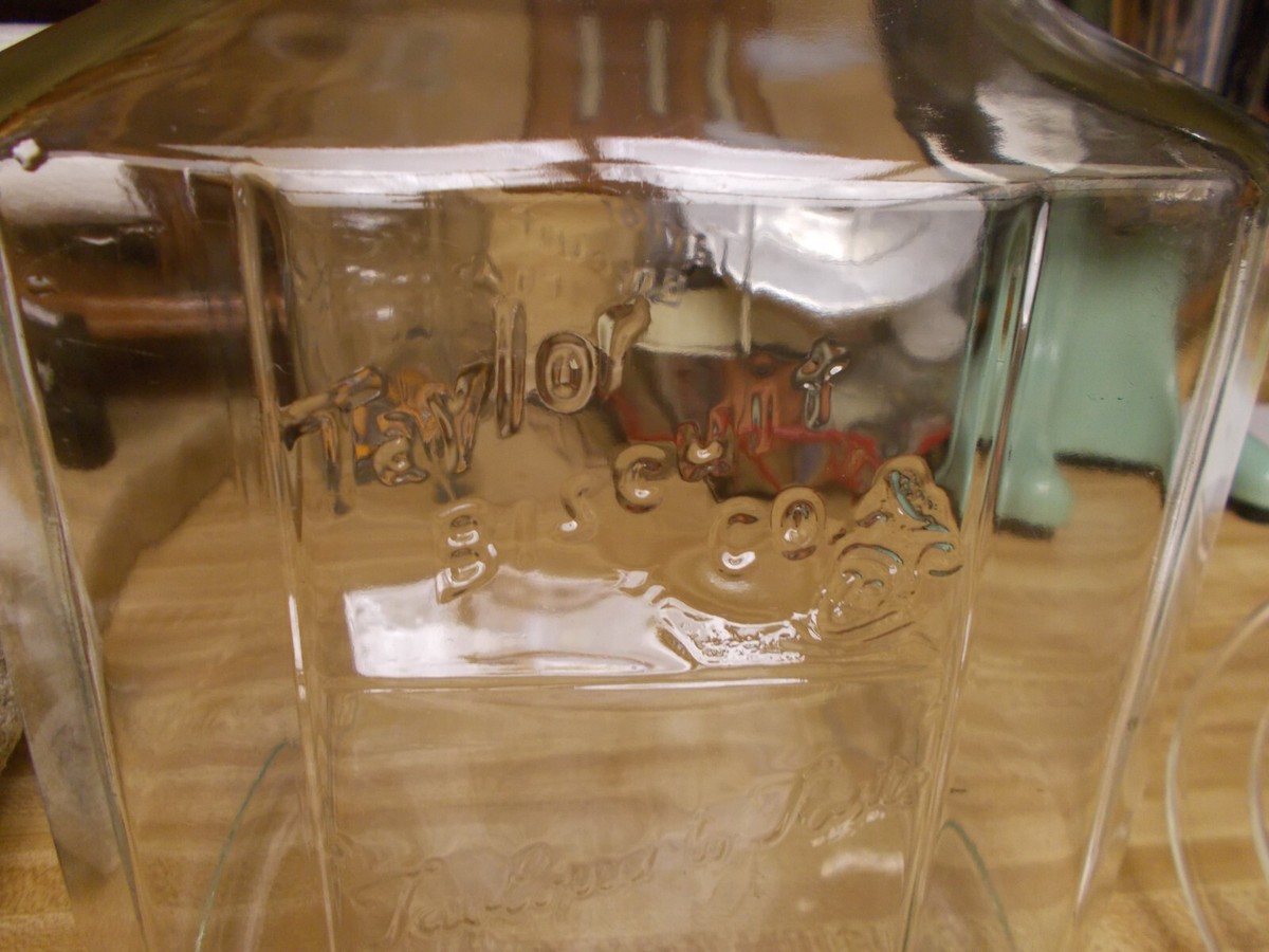 Circa 1940's Original Taylor Biscuit Co. Country Store Glass Jar