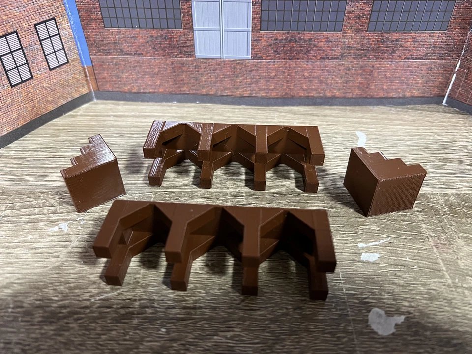 O Scale Loading Dock for Cargo Loading - Two 3.5 inch x 1 Inch Sections w/ Steps - Image 3 of 4