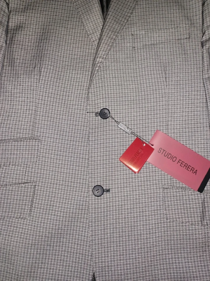 Men's Studio Ferrera Suit Jacket Grey Small Plaid Size 44 R New With Tags - Image 4 of 4
