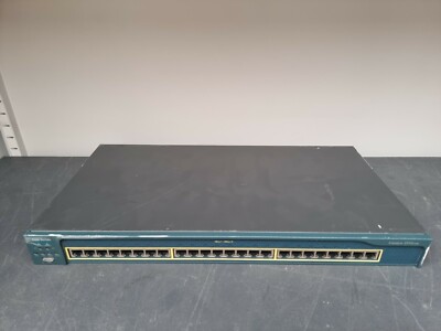 Cisco Catalyst 2950-24 (WS-C2950-24) 24-Port 100Mbits Ethernet Switch