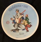“ Santa’s Helper” Norman Rockwell Plate  — photo 1