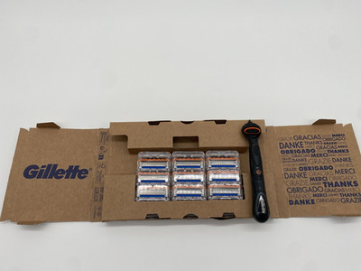Gillette Fusion 5, 1 Nassrasierer und 12 Ersatzklingen