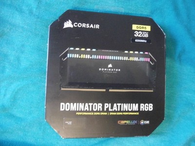 Corsair Dominator Platinum RGB DDR5 Kit 32 GB: 2 x 16 GB  CMT32GX5M2X6200C36W