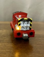 2011 MATTEL LIGHTS  SOUNDS SALTY DIE CAST TRAIN. THOMAS  FRIENDS