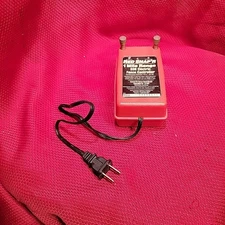 RED SNAP'R 33B 110V Continuous Current 1 Mile Electric Fence Controller snapper