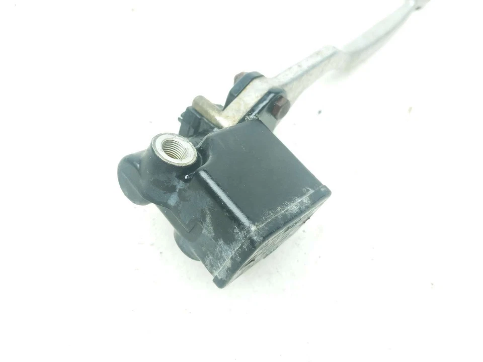 04 Cilindro maestro palanca freno delantero derecho Suzuki Eiger 400 Foto 3 de 4