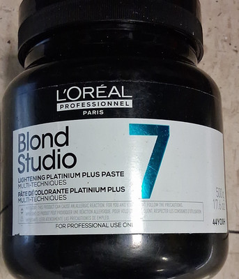 L'Oréal Professionnel Blond Studio 7 Platinum Lightening Paste Hair Lightener