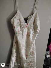 Ladies Sleep wear Floral Nightie Size Medium