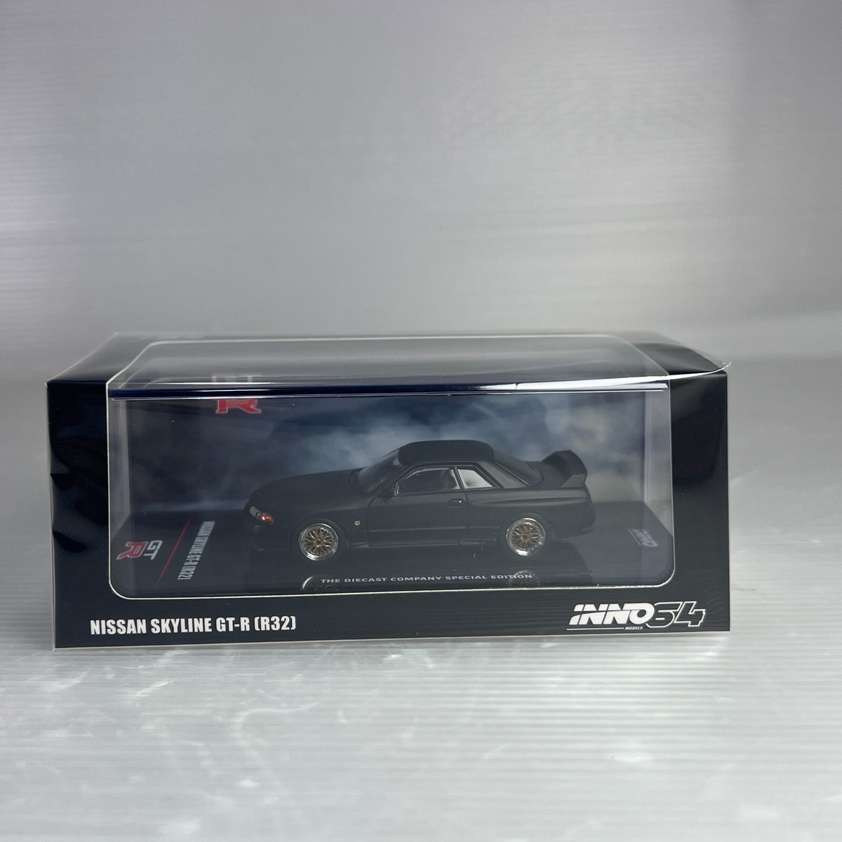 1/64 Nissan Skyline GT-R R32 (RHD) Matt Black Diecast By Inno