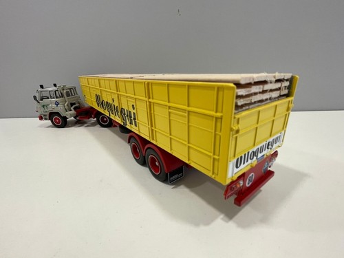 CAMIÓN BARREIROS 42/38 T. TRANSPORTES OLLOQUIEGUI CON CARGA DE MADERA. 1/43 - Imagen 3 de 9