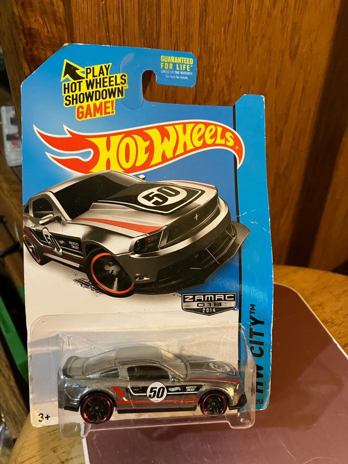 Foto 1 di 2