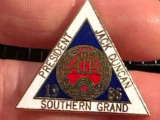 1986 ATA Southern Grand American Shoot Trap Pin President Jack Duncan TX32