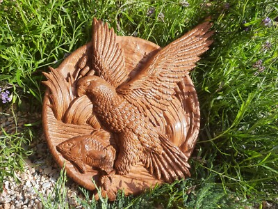 Falke Ornament Holz geschnitzt Plakette Wandbehang Kunstwerk Wohnkultur