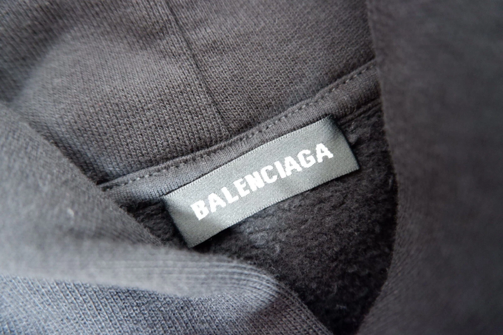 Felpa con cappuccio Balenciaga nuova ragazzo taglia età 6 anni nera nuova con etichette prezzo di listino £250