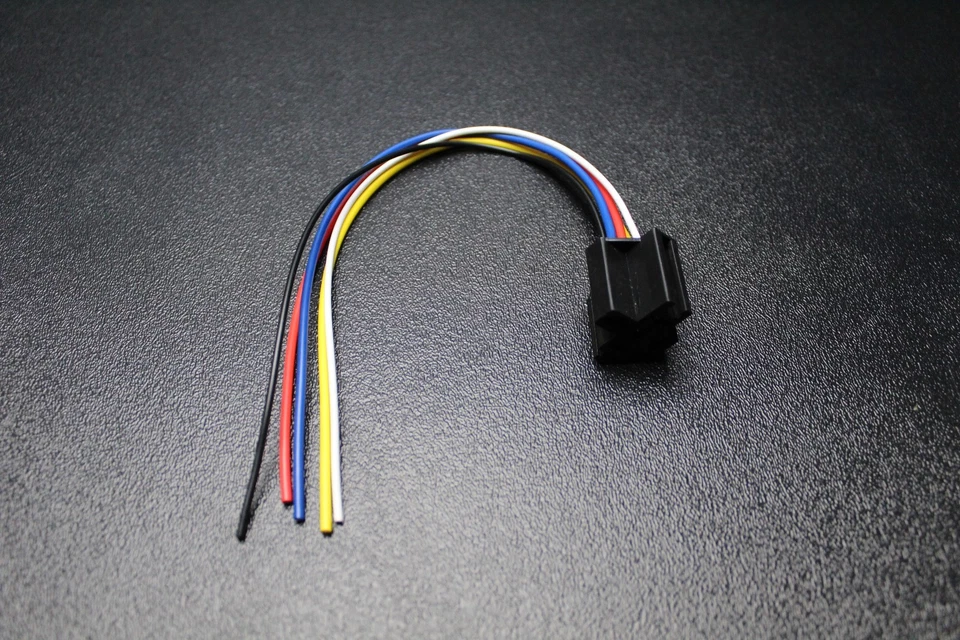 30/40 AMP RELAY HEAVY DUTY WITH WIRE HARNESS 12 VOLT 5 PIN PRONG SPDT BOSCH - Image 3 of 4