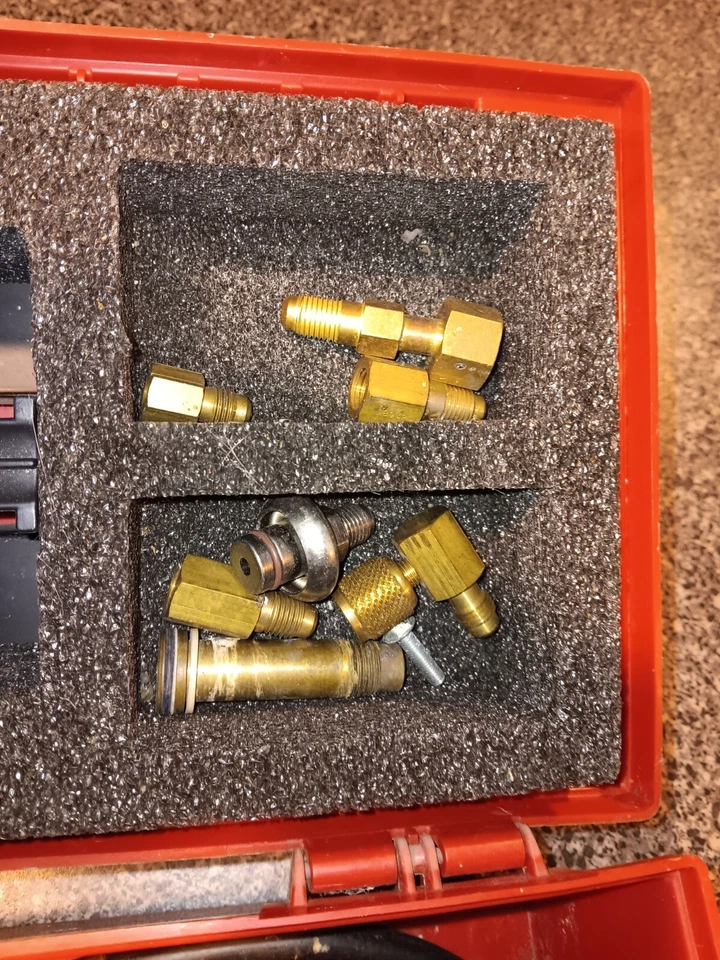 Kit de limpieza de inyector de combustible 3M 08933 JUEGO ADAPTADOR Foto 4 de 4