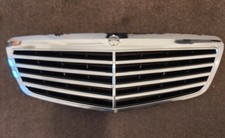 Mercedes S Class W221 09-13 Front Radiator Bonnet Grill A2218800483 Genuine