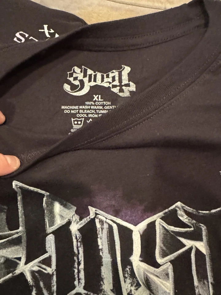 Camisa Oficial Ghost Skeletour 2025 Papa Ciudad de México Tour Licencia Skeleta ¡Guau! Foto 3 de 3