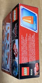 Lego 8200 Disney Pixar Cars - Radiator Springs Lightning McQueen - New Sealed